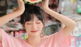 女生换了个吃瓜头像,女生换上吃瓜头像，画风突变引关注！”