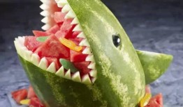 周楷恒吃瓜,揭秘娱乐圈背后的那些事儿