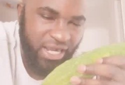 男子吃瓜都吃不上,为何瓜都吃不上？揭秘背后的故事