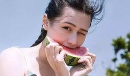 女生换了个吃瓜头像,女生换上吃瓜头像，画风突变引关注！”