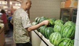 顶思醒吃瓜,揭秘娱乐圈背后的那些事