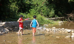 吃瓜风景区,瓜果飘香，休闲度假新胜地