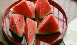 作诗吃瓜,一场别开生面的诗意食光之旅