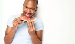 吃瓜嗑胖吗,揭秘吃瓜是否会让人发胖