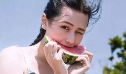 吃瓜少女摄影图片,吃瓜少女摄影作品集锦