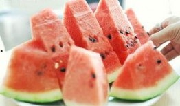 吃瓜吃到半夜,揭秘娱乐圈那些不为人知的秘密