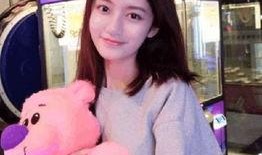 七七吃不停吃瓜,瓜界新宠儿