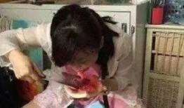 论女友吃瓜,揭秘恋爱中的甜蜜“吃瓜”时光